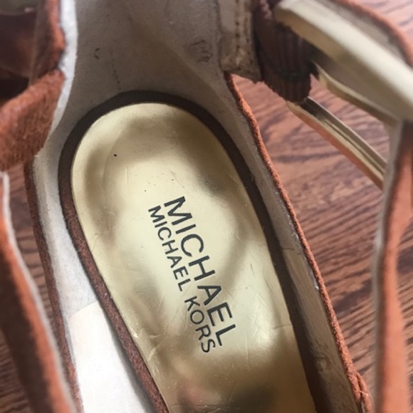 Rare Cognac Leather Micheal Kors Wood Heel Shoes 8 - Picture 3 of 3